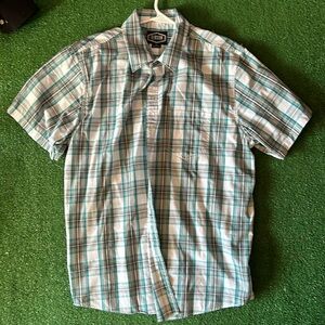 GIBSON Trading Company men’s XL short sleeve button down!